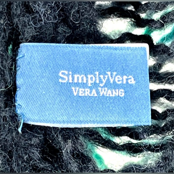 NWOT Simply Vera Vera Wang Knit Scarf & Ombré Gloves - Picture 6 of 12